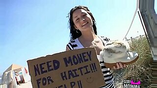 lesbian-stepmom-seduce-innocent-daughter