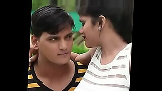 ladki-ki-chud-me-fusi-schools-video-hindi