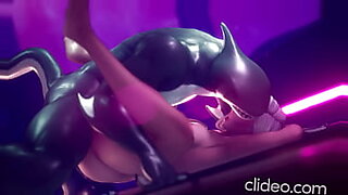 spar-woman-video-playing-with-her-pussy
