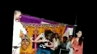 lesbian-tiga-orang