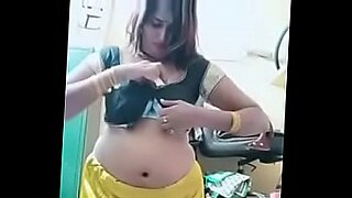 girl change cloths mms