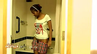 bangladeshi-naika-apu-biswas-sex-videos