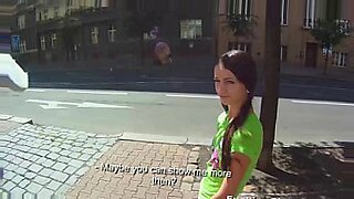 walking streets dildo inside