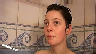 fucking-in-shower