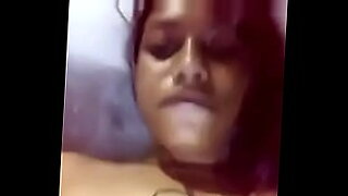 she-trapped-in-the-bathroom
