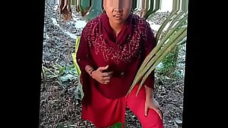 cxxx-in-india-bhabhi-kitchen-bhai