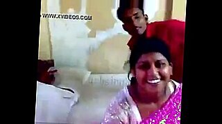 kaamwali aunty and servany