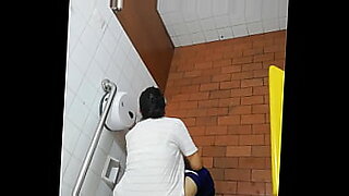 toilet voyeur wc hidden cam