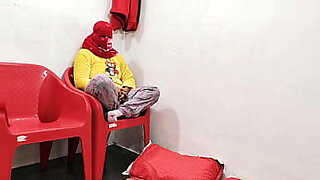sanjay-palace-agra-cafe-video-viral-sexy