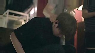 sex-tuker-istri-sama-teman