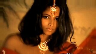 shehaaz-kur-gill-busty-naked-body-full-video