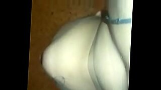 pathan-women-showing-her-body