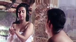 telugu aunty romance hot bed sence