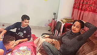 indian muslim chachi ki lund se chudai video