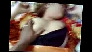 step-mom-moaning-in-hindi