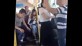 japanese-bus-rubbing