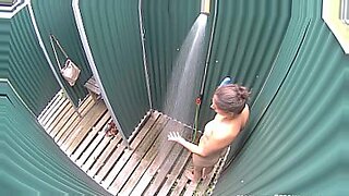 standing-position-sex-in-shower