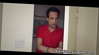 dad wakes daughters friend