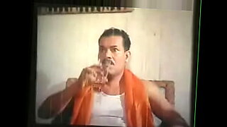 bhojpuri-gandi-song-in-aalketra-dans-videos