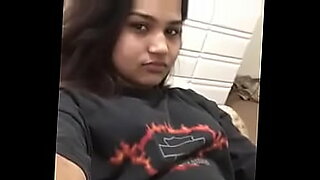 123257in-romantic-lakshmi-nair-hot-romantic-video