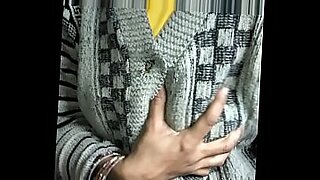 desi-selleping-bhabi