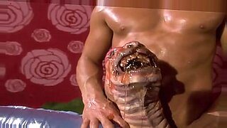 kenyan-strip-chat-live