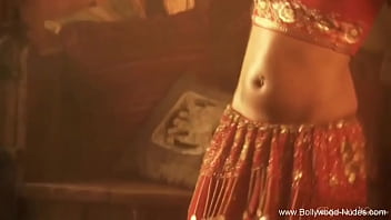 very sexxyyy belly dancer stripping mirror