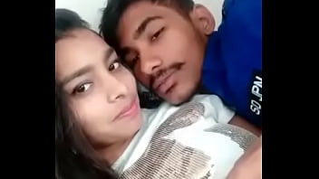 indian college couple boob press mms