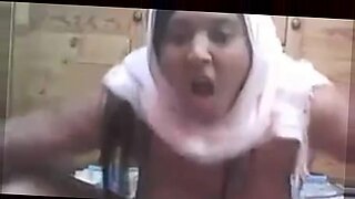 indian real aunty old village jangal sex