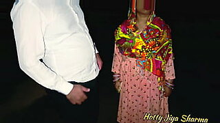 indian-aunty-out-door-mms