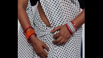 hot indian bhabi in only bus romance videos