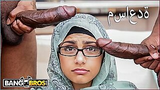 mia khalifa first time fuke