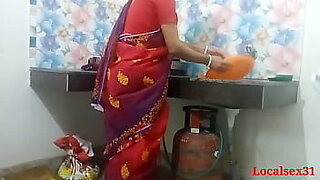 indian indore hot red saree