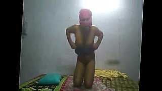 bangla desi bhabi rima take a risk to showing devar video