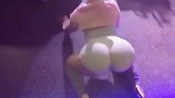 naked big booty white girls twerking