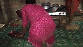 indian 22 year bhabhi and 20 year neighbours full video