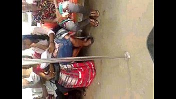 girls shopping upskirt