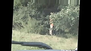 crazy pee girl outdoor piss