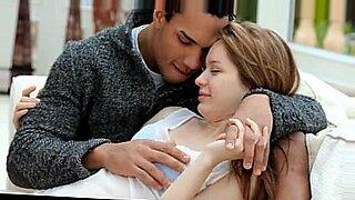 bed-share-teens-bro-and-sis