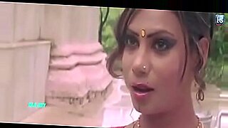 six video sana khan