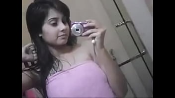 india small teen girls only nude bathing video in the bathroom