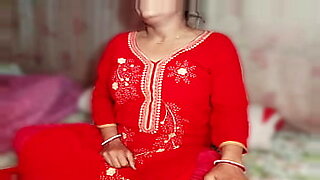 মামী-ও-ভাগ্নের-চোদাচুদি-red-wap-xxx-indi