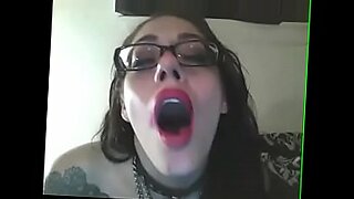 sis cums hard and loud from brother fucking