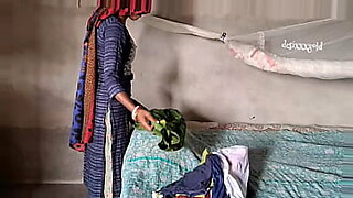 desi-indian-bhabhi-priya-gamre-full-episode