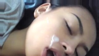 thai mom sleep