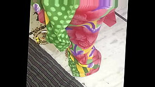 sexy-blonde-mom-julia-ann-gets-big-jugs-fucked