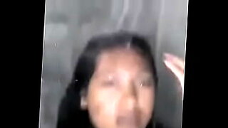 beatiful-girl-with-hot-november