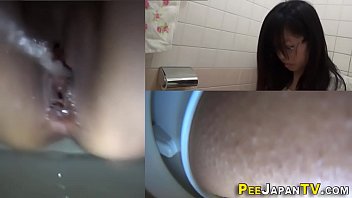 crazy pee girl outdoor piss