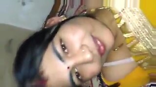 big tit mom open saree or bra