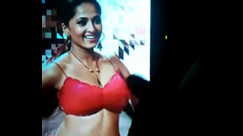 anushka shetty original leaked bathing video